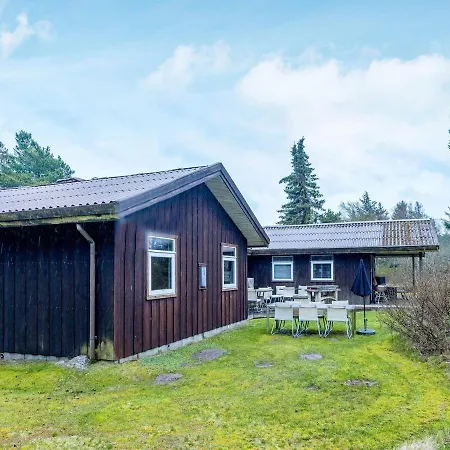Holiday home 12 Person Holiday Home In Pandrup *